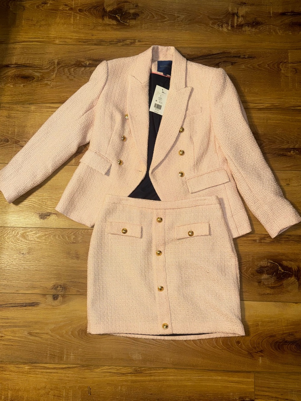 Elegant Pale Pink Tweed Skirt Set with Gold Buttons